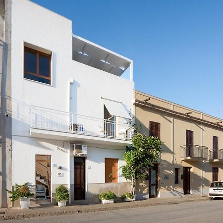 A Casa Di... Aurora 2 Bed & Breakfast ซานวิโต โลคาโป ภายนอก รูปภาพ