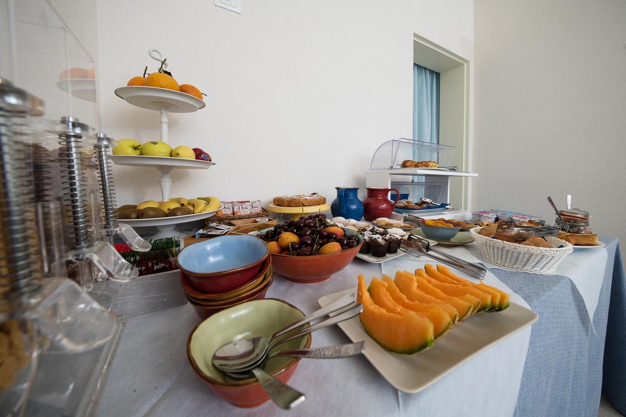 A Casa Di... Aurora 2 Bed & Breakfast ซานวิโต โลคาโป ภายนอก รูปภาพ