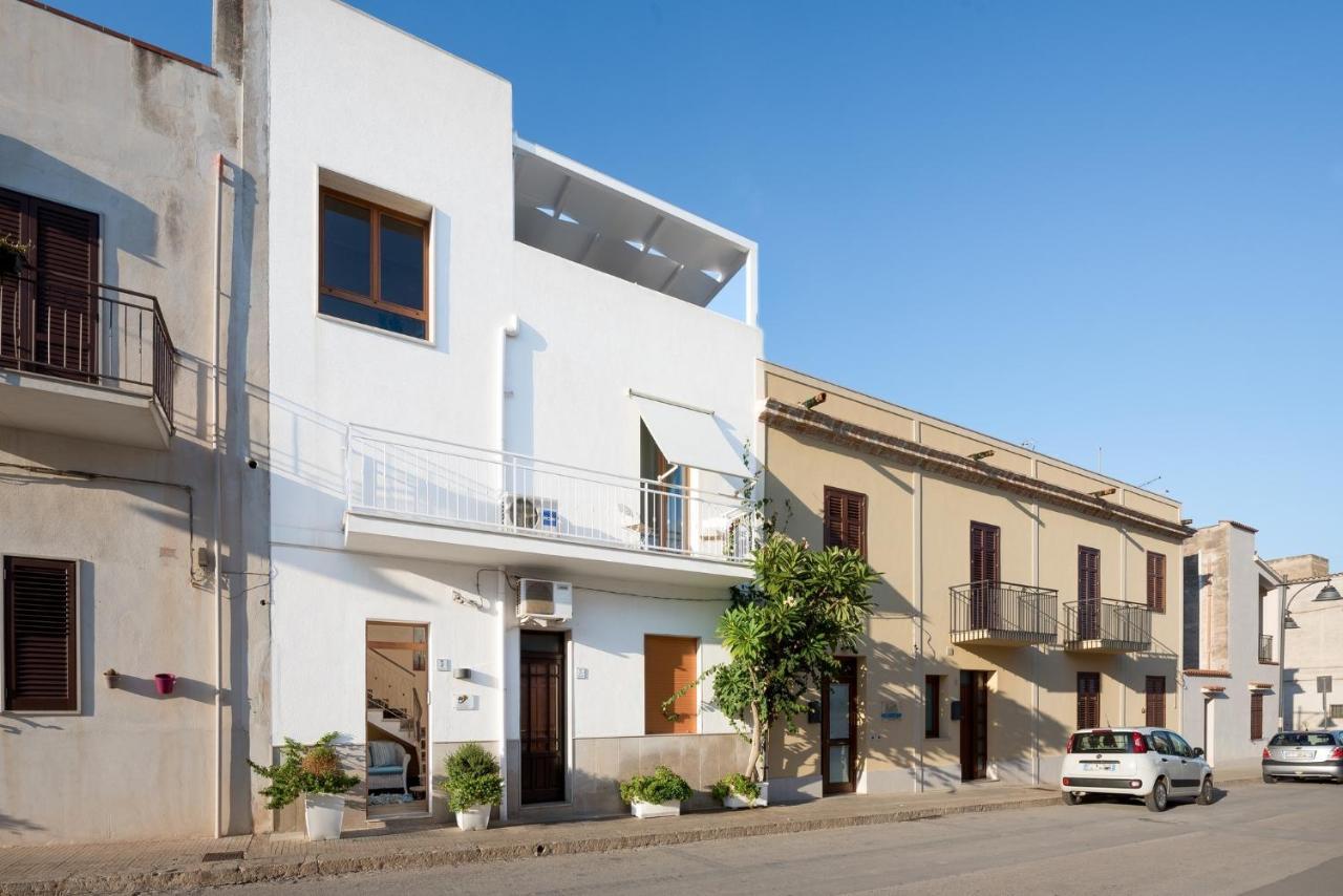 A Casa Di... Aurora 2 Bed & Breakfast ซานวิโต โลคาโป ภายนอก รูปภาพ
