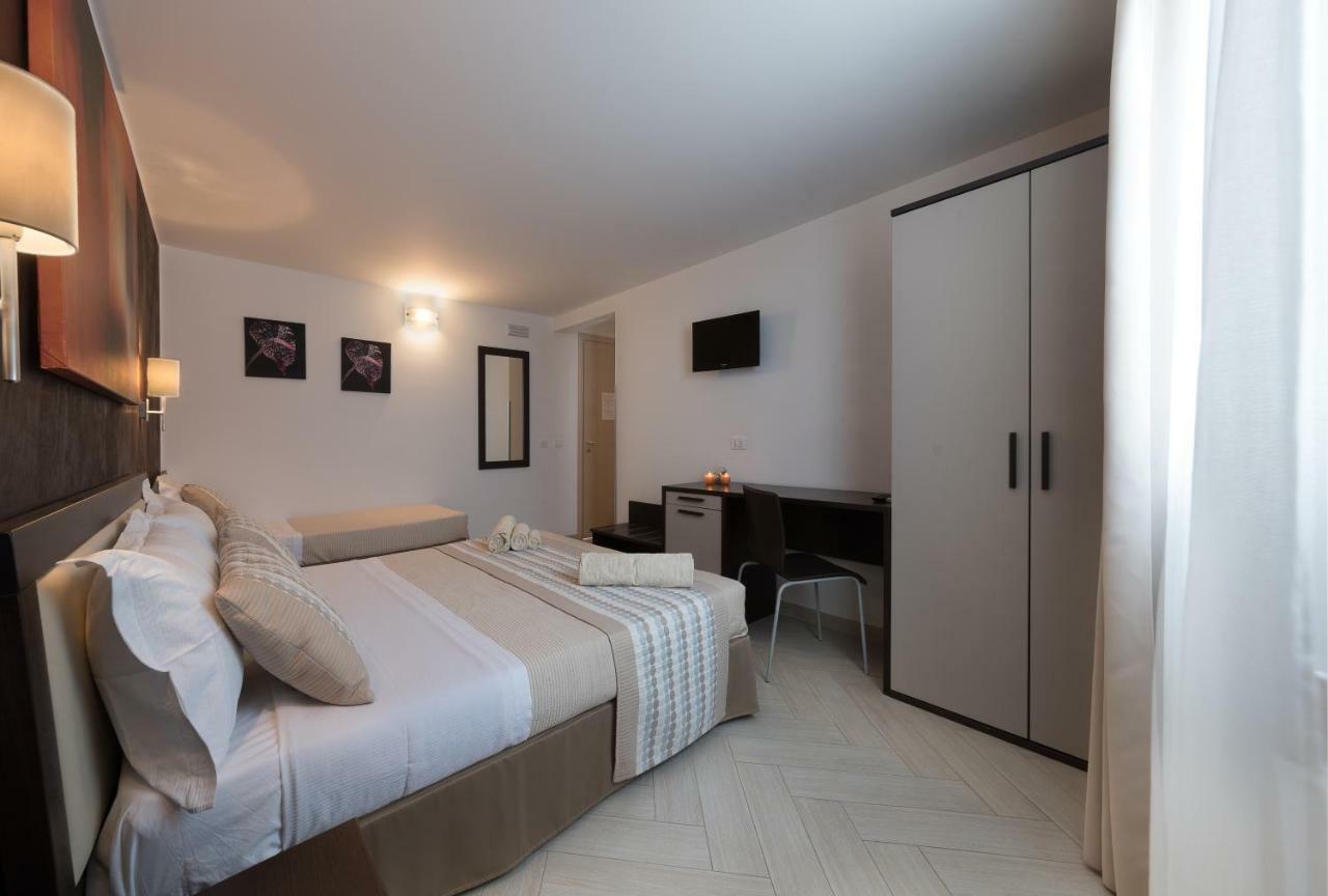 A Casa Di... Aurora 2 Bed & Breakfast ซานวิโต โลคาโป ภายนอก รูปภาพ